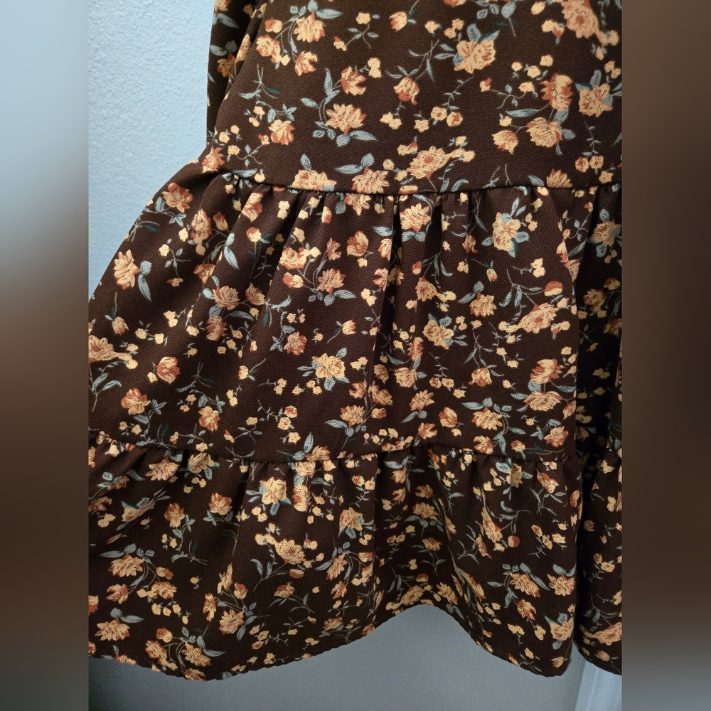 Little Girl Ditsy Floral Long sleeves Dress - Picture 6 of 9